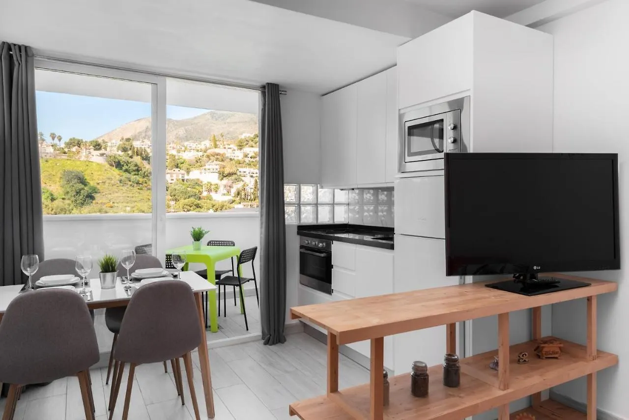 Apartamento Dana I Eurogolf, Vistas, Wifi, Piscina Y Parking Benalmádena 0*,  España